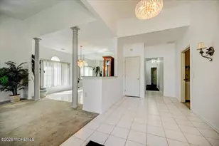 17 Umberland Pl, Monroe Township, NJ 08831 - Photo 2