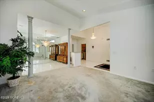 17 Umberland Pl, Monroe Township, NJ 08831 - Photo 6