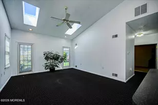 17 Umberland Pl, Monroe Township, NJ 08831 - Photo 14