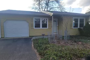 31 Chelsea Dr, Whiting, NJ 08759 - Photo 1