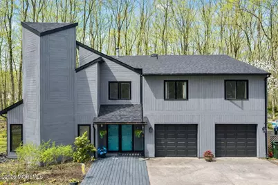 176 Stonehill Road, Freehold, NJ 07728 - Photo 2