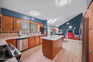 176 Stonehill Rd, Freehold, NJ 07728 - Photo 10