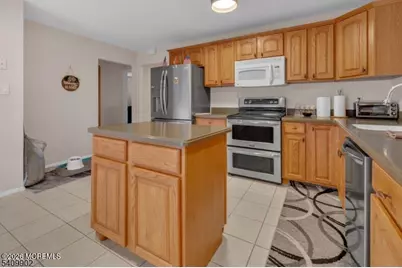 16 Bolans Court, Toms River Township, NJ 08757 - Photo 12