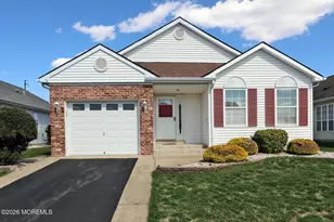 5 Tonbridge Ct, Toms River Township, NJ 08757 - Photo 1