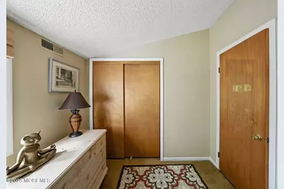 511 Burlington Road, Freehold, NJ 07728 - Photo 28