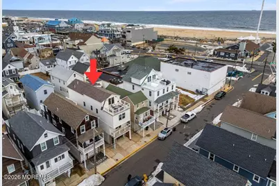 11 Center Street, Sea Bright, NJ 07760 - Photo 2