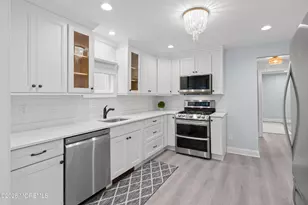 11 Center St, Sea Bright, NJ 07760 - Photo 4