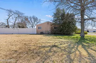 1020 Crystal Dr, Toms River Township, NJ 08753 - Photo 28