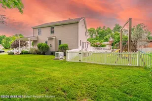 1 Kari Ct, Jackson, NJ 08527 - Photo 2