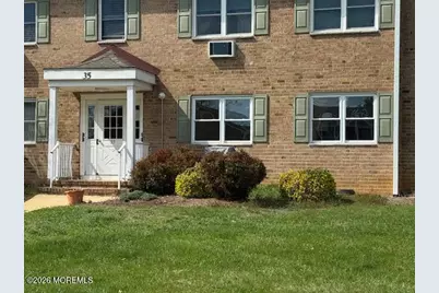 35 Manchester Court #D, Freehold, NJ 07728 - Photo 2