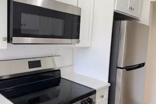 35 Manchester Ct, Freehold, NJ 07728 - Photo 10