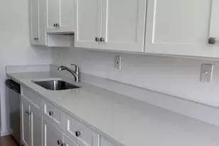 35 Manchester Ct, Freehold, NJ 07728 - Photo 14