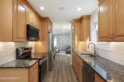 50 Hanover Court, Red Bank, NJ 07701 - Photo 6