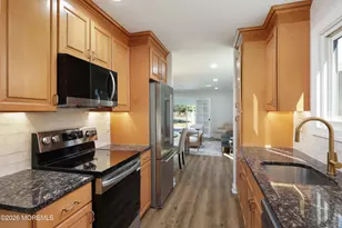 50 Hanover Ct, Red Bank, NJ 07701 - Photo 10