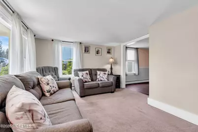 10 Lasatta Avenue, Englishtown, NJ 07726 - Photo 8