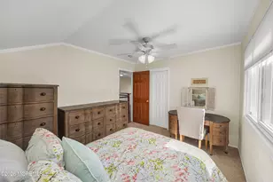 12 Pemberton Dr, Matawan, NJ 07747 - Photo 34