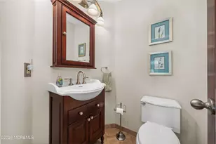 12 Pemberton Dr, Matawan, NJ 07747 - Photo 24