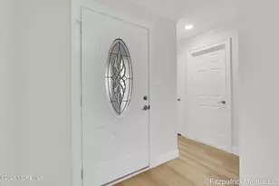 10 Vernon Ct, Brick, NJ 08724 - Photo 4