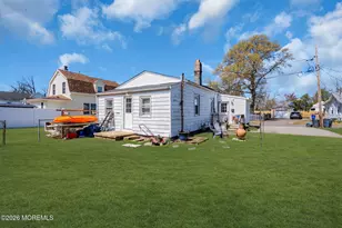 40 Frederick Pl, Keansburg, NJ 07734 - Photo 32