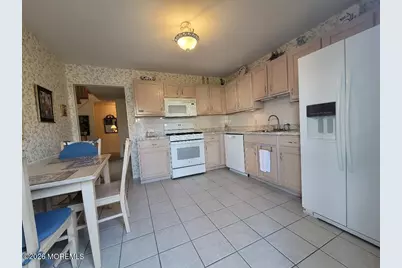 139 Tennis Court, Belmar, NJ 07719 - Photo 8