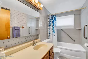 42 Riveredge Rd, Tinton Falls, NJ 07724 - Photo 22