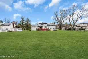 42 Riveredge Rd, Tinton Falls, NJ 07724 - Photo 40