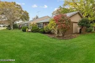 530 Portsmouth Dr, Lakewood, NJ 08701 - Photo 1
