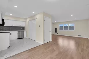 10 Maine Ct, Matawan, NJ 07747 - Photo 4