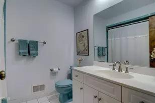 8 Sherman Ct, Manalapan Township, NJ 07726 - Photo 30