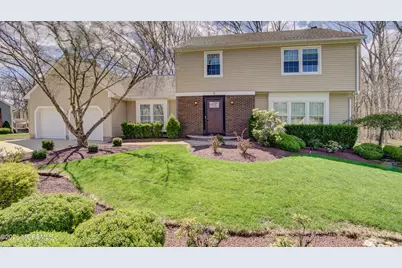 8 Sherman Court, Manalapan Township, NJ 07726 - Photo 2