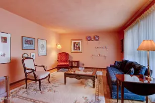 8 Sherman Ct, Manalapan Township, NJ 07726 - Photo 14