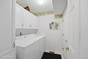 352 Chestnut Dr, Manahawkin, NJ 08050 - Photo 16