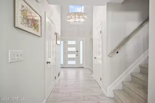 20 Colts Run, Marlboro Township, NJ 07746 - Photo 4