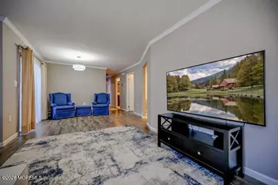 19 Pine Cluster Circle #A, Manalapan Township, NJ 07726 - Photo 4