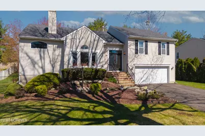 39 Royal Road, Freehold, NJ 07728 - Photo 2