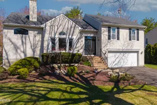 39 Royal Rd, Freehold, NJ 07728 - Photo 2