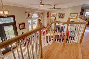 39 Royal Rd, Freehold, NJ 07728 - Photo 8