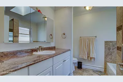 39 Royal Road, Freehold, NJ 07728 - Photo 30