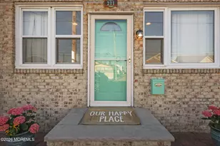 211 Ocean Ave, Point Pleasant Beach, NJ 08742 - Photo 2