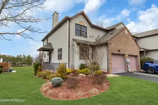 321 Oak Knoll Dr, Manalapan Township, NJ 07726 - Photo 1