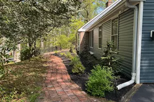 25 Dellwood Ct, Middletown, NJ 07748 - Photo 4
