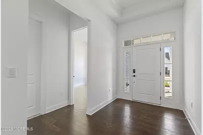 38 Sofia Drive, Manalapan Township, NJ 07726 - Photo 4