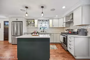 38 Ocean Blvd, Keyport, NJ 07735 - Photo 12