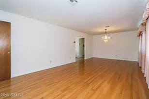 23 Capri Ct, Toms River Township, NJ 08757 - Photo 10