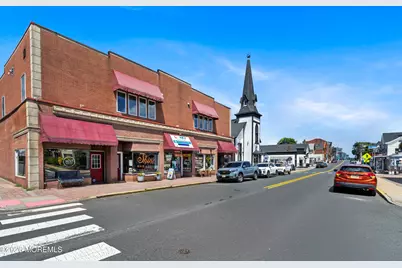 437 Atlantic Street, Keyport, NJ 07735 - Photo 24