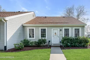 24 Calle De Elvira, Freehold, NJ 07728 - Photo 1