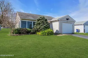 18 Leighton Ln, Manchester Township, NJ 08759 - Photo 4