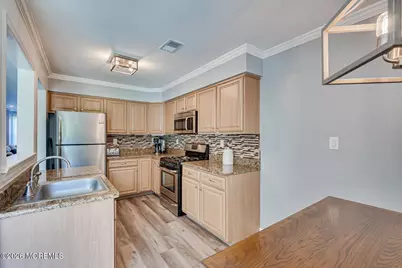 26 Copley Court #3, Freehold, NJ 07728 - Photo 8