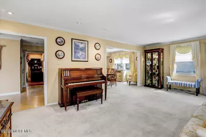 21 Applegate Road, Freehold, NJ 07728 - Photo 8