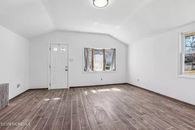 26 Hilltop Boulevard, Keyport, NJ 07735 - Photo 2
